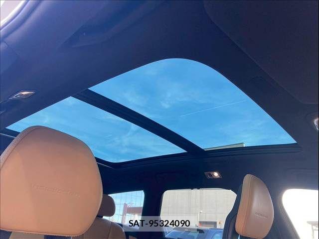 Volvo V90 2017-04 4759213-2