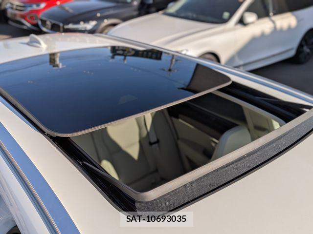 Volvo V90 2025-03 5882194-24