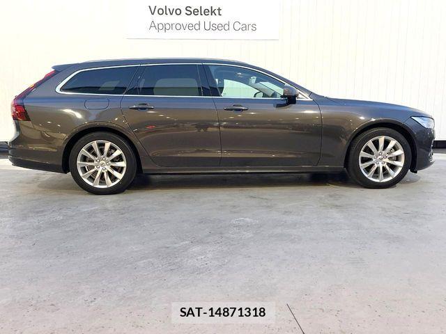 Volvo V90 2021-08 5882182-17