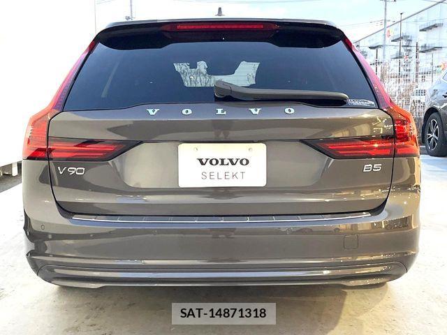 Volvo V90 2021-08 5882182-18
