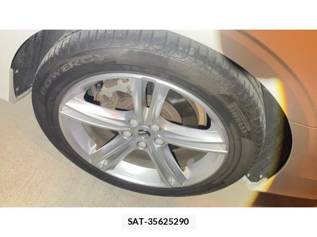 Volvo V90 2017-11 6547267-9