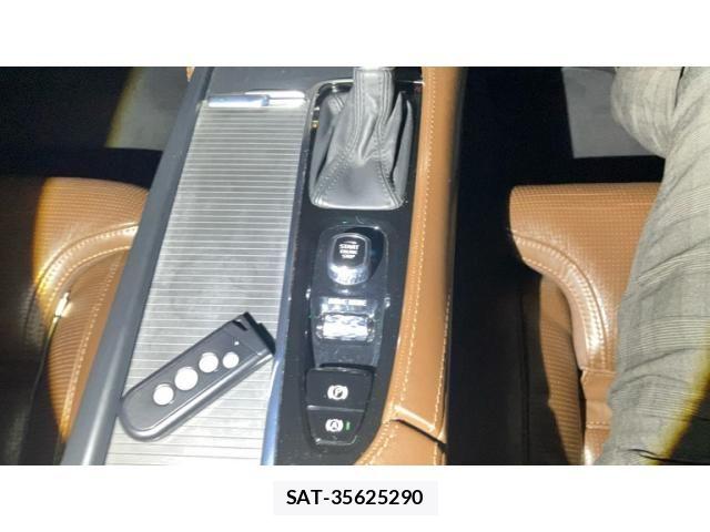 Volvo V90 2017-11 6547267-22