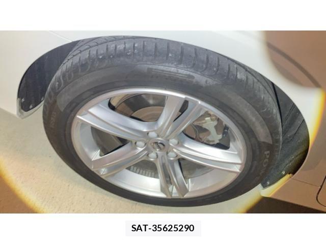 Volvo V90 2017-11 6547267-7