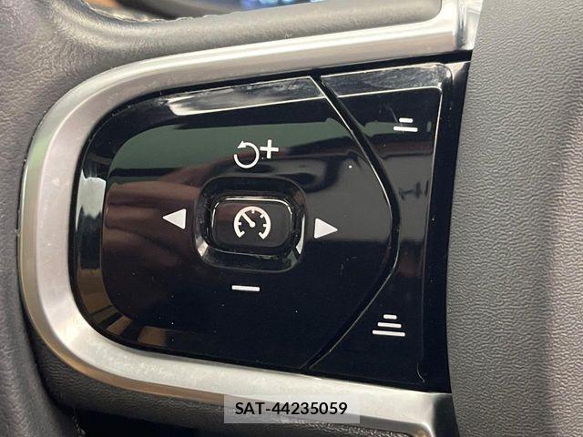 Volvo V90 2017-02 7061266-9