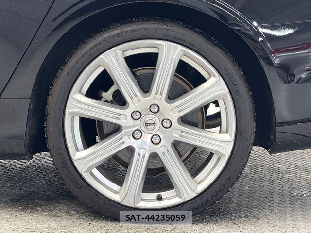 Volvo V90 2017-02 7061266-15