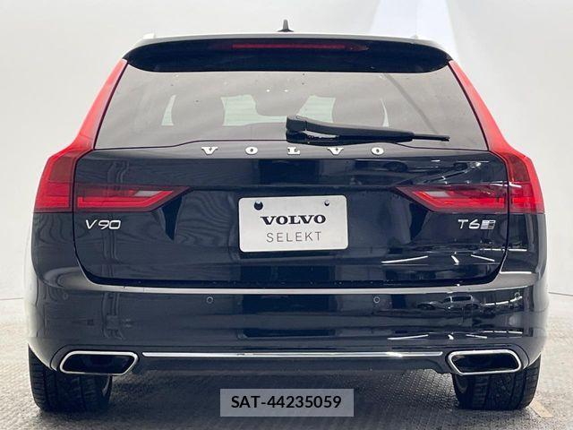 Volvo V90 2017-02 7061266-19