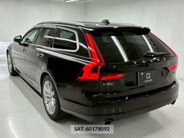 Volvo V90 2018-03 7226794-12
