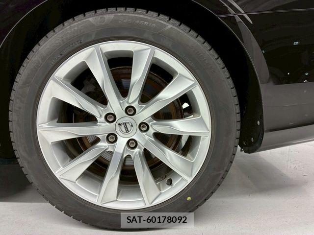Volvo V90 2018-03 7226794-15