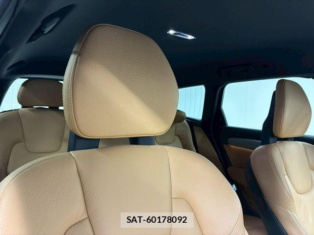 Volvo V90 2018-03 7226794-21