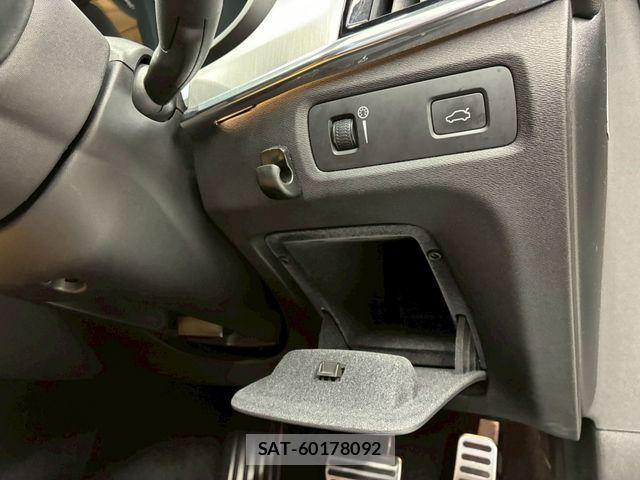 Volvo V90 2018-03 7226794-23