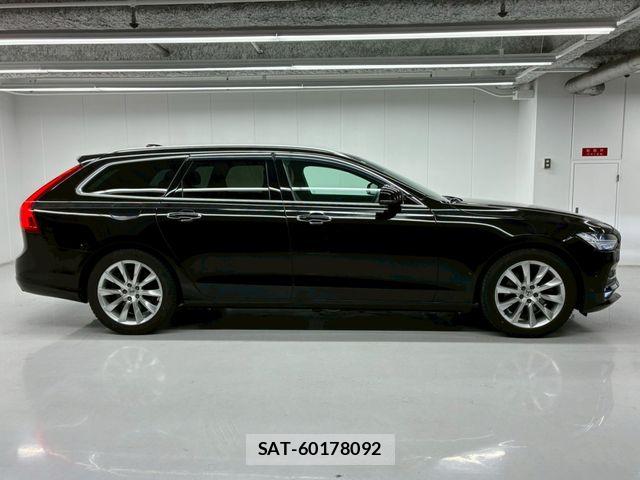 Volvo V90 2018-03 7226794-7