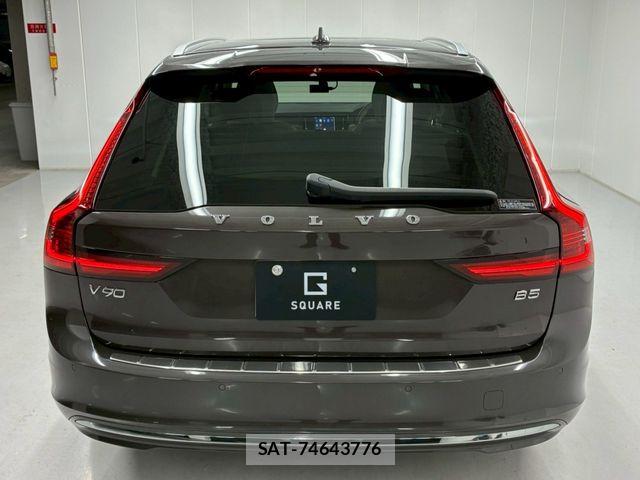 Volvo V90 2024-03 7226795-6