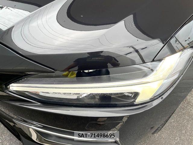 Volvo V90 2018-10 7226787-16