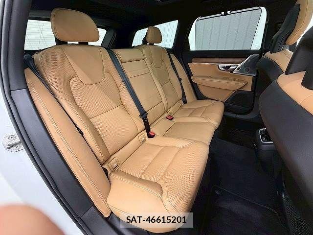 Volvo V90 2017-11 7226784-9