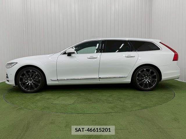 Volvo V90 2017-11 7226784-13
