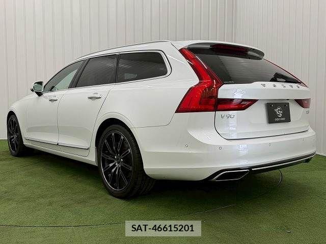 Volvo V90 2017-11 7226784-16