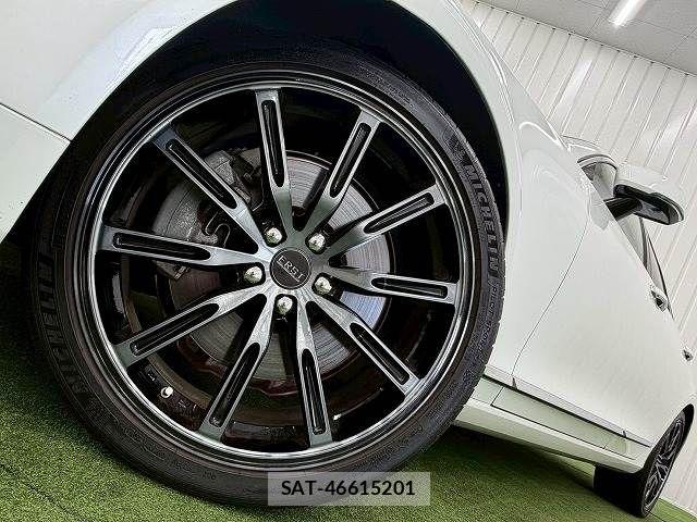 Volvo V90 2017-11 7226784-18