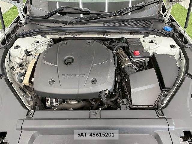 Volvo V90 2017-11 7226784-19