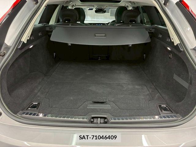 Volvo V90 2023-01 7226796-29