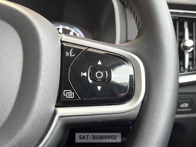 Volvo V90 2017-10 7226771-12