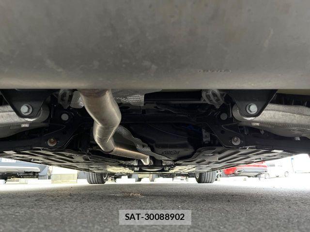 Volvo V90 2017-10 7226771-16