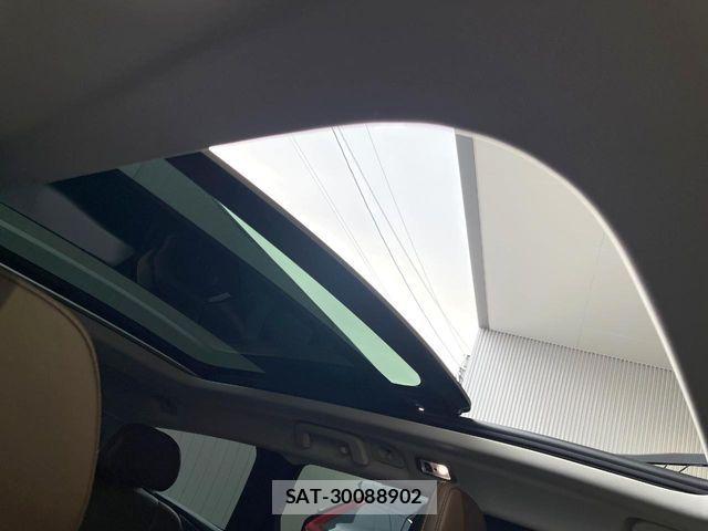 Volvo V90 2017-10 7226771-4