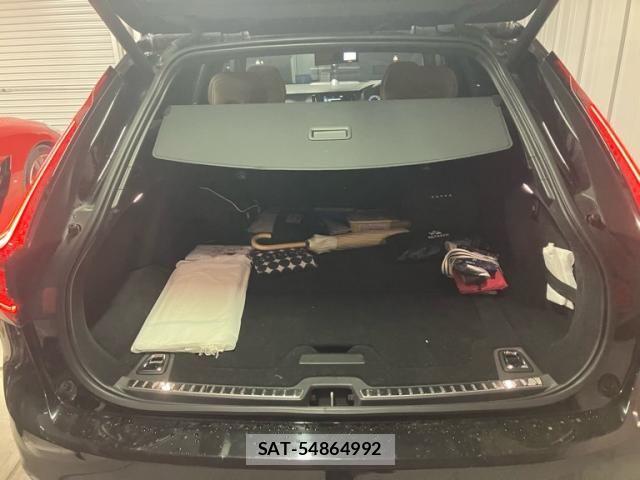 Volvo V90 2021-09 7252756-15