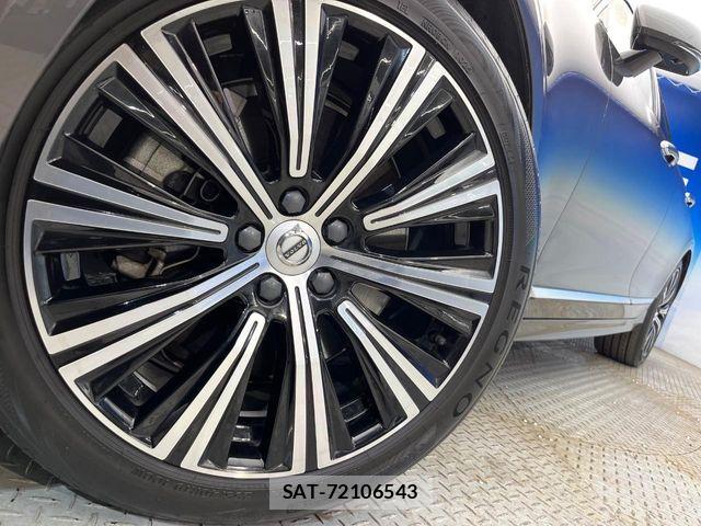 Volvo V90 2021-09 7330992-12