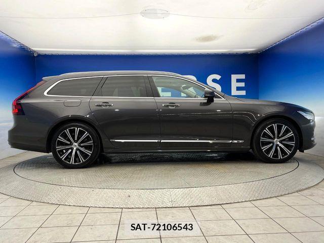 Volvo V90 2021-09 7330992-17