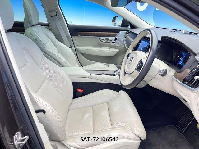 Volvo V90 2021-09 7330992-6