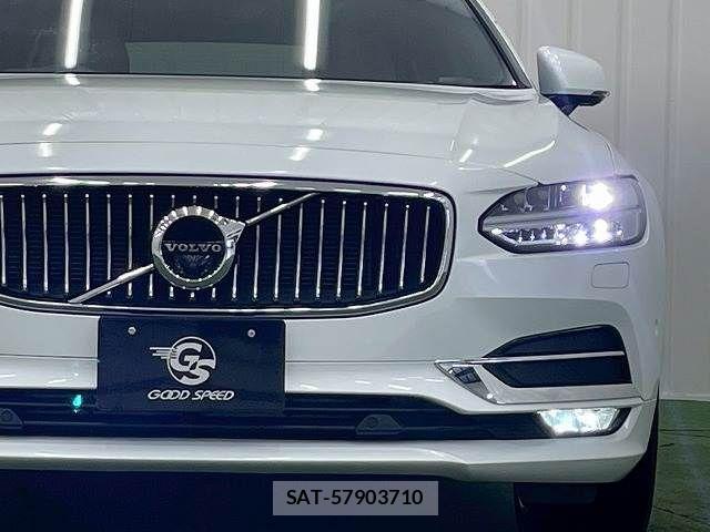 Volvo V90 2018-02 7360362-17