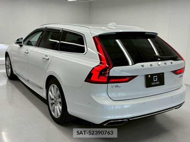 Volvo V90 2020-02 7458687-13