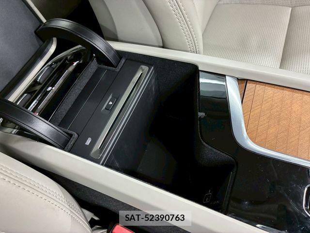 Volvo V90 2020-02 7458687-28