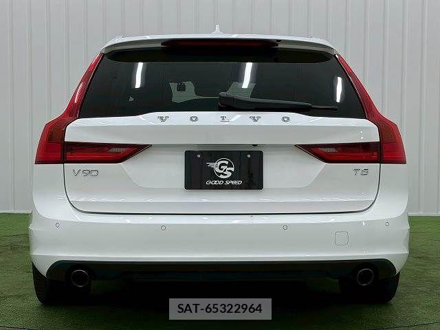 Volvo V90 2019-06 7503552-12