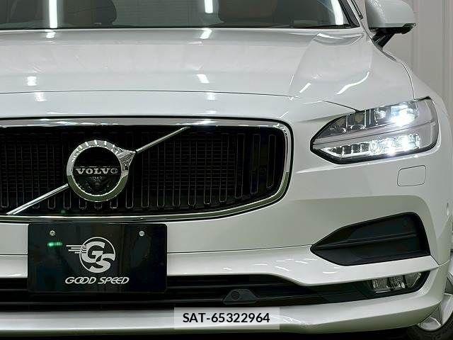 Volvo V90 2019-06 7503552-17