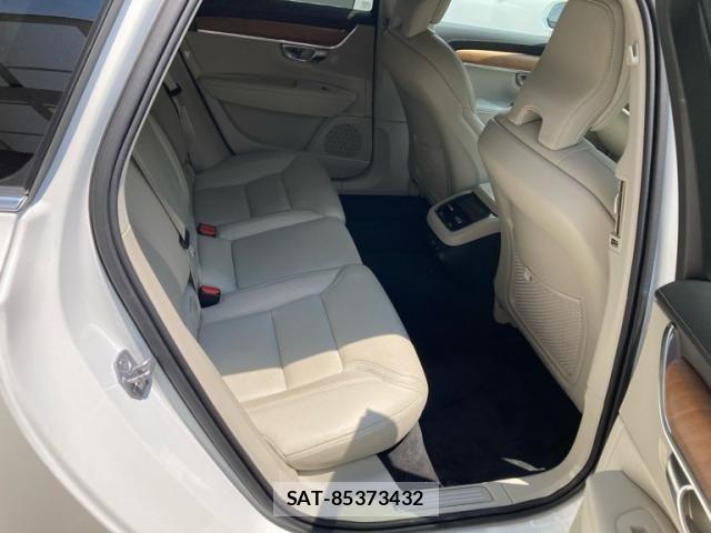 Volvo V90 2019-07 7503553-12