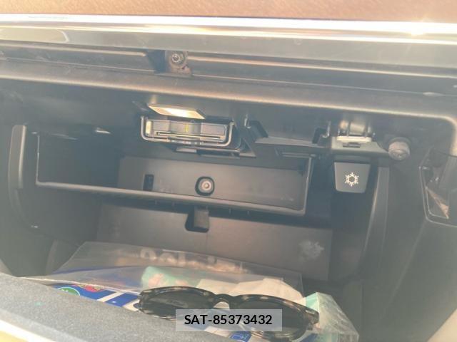 Volvo V90 2019-07 7503553-19
