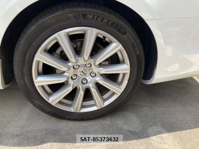 Volvo V90 2019-07 7503553-8