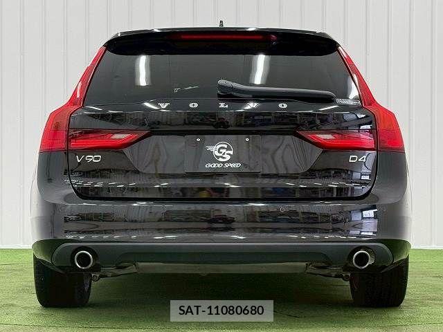 Volvo V90 2019-11 7730447-12