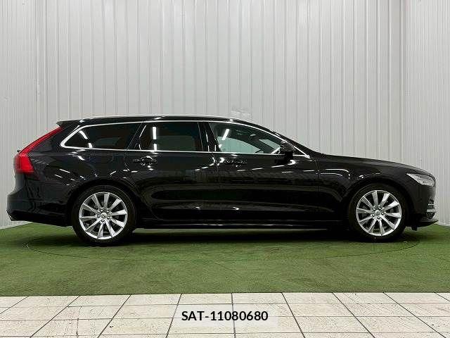 Volvo V90 2019-11 7730447-14