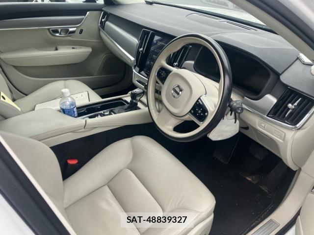 Volvo V90 2019-09 7730449-10