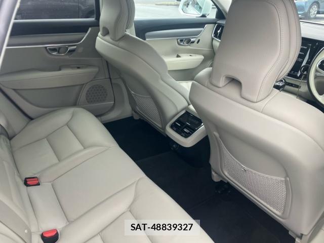 Volvo V90 2019-09 7730449-11