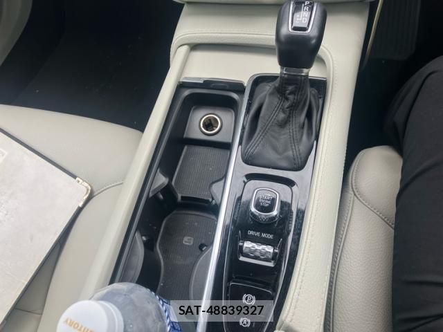 Volvo V90 2019-09 7730449-17