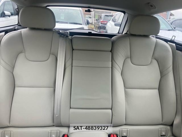 Volvo V90 2019-09 7730449-22