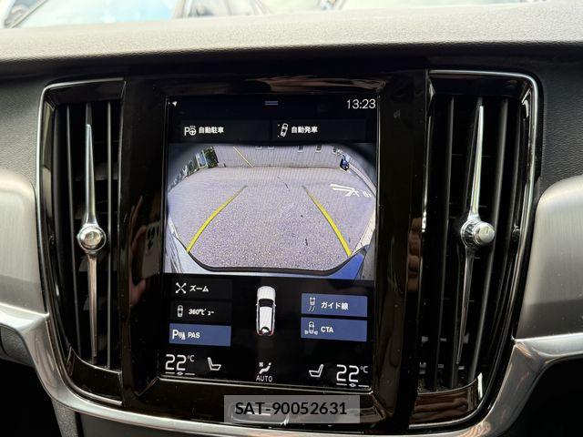 Volvo V90 2019-06 7790290-18