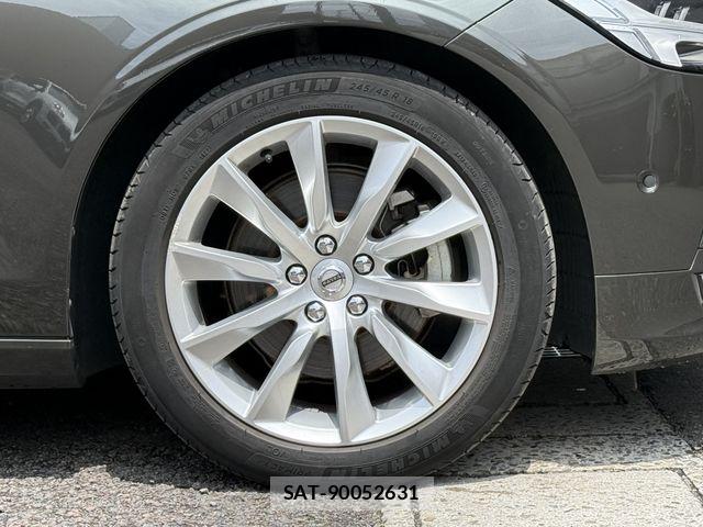 Volvo V90 2019-06 7790290-8
