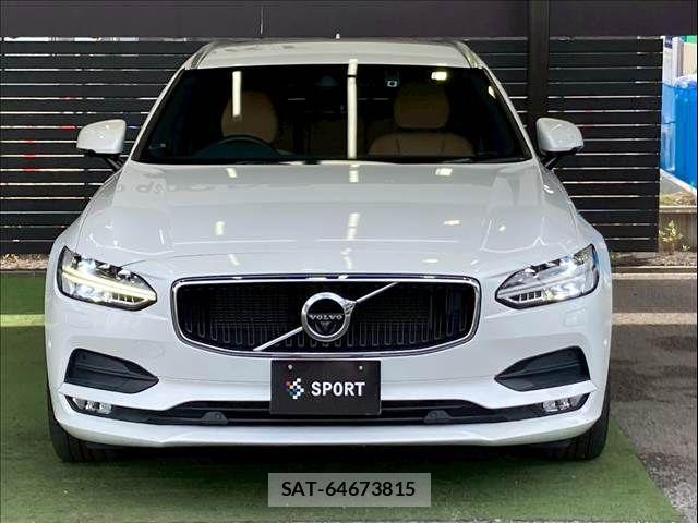 Volvo V90 2017-06 7790288-12