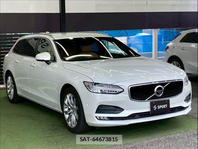 Volvo V90 2017-06 7790288-15