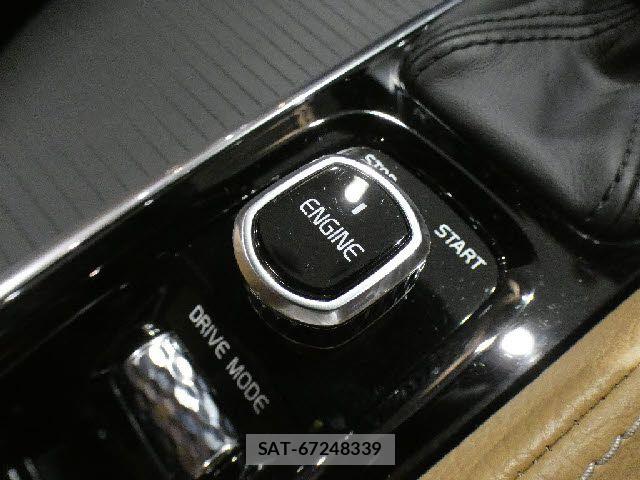 Volvo V90 2017-03 8076071-9