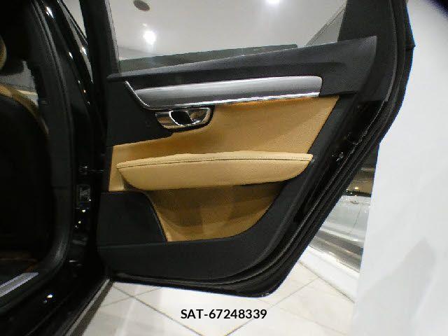 Volvo V90 2017-03 8076071-23